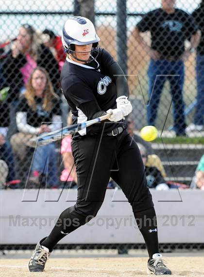Thumbnail 2 in Niwot vs. Palmer Ridge (CHSAA 4A Playoffs) photogallery.