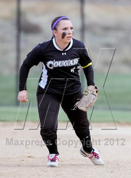 Thumbnail 1 in Niwot vs. Palmer Ridge (CHSAA 4A Playoffs) photogallery.