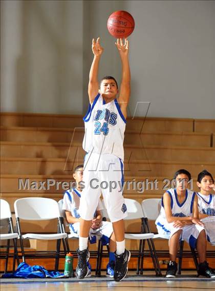Thumbnail 2 in Palm Desert @ Cathedral City (MaxPreps Holiday Classic) photogallery.