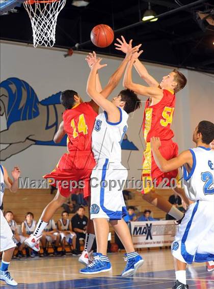 Thumbnail 1 in Palm Desert @ Cathedral City (MaxPreps Holiday Classic) photogallery.