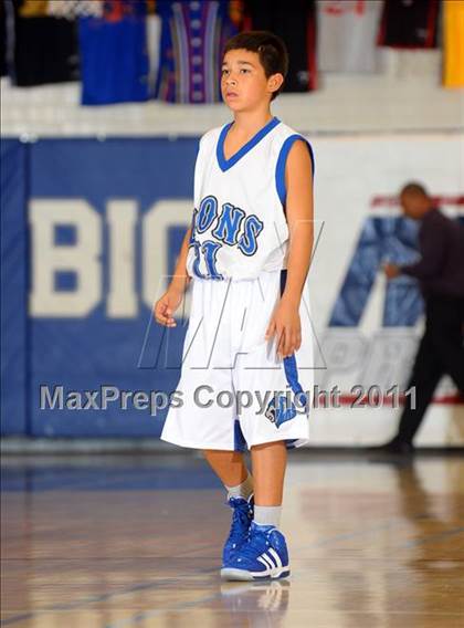 Thumbnail 2 in Palm Desert @ Cathedral City (MaxPreps Holiday Classic) photogallery.