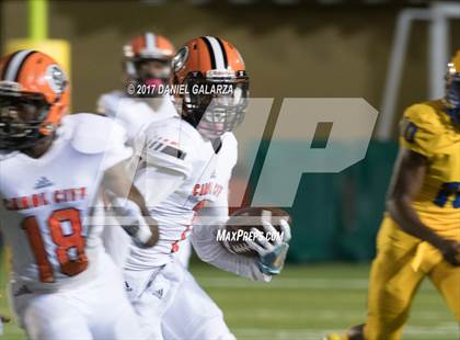 Thumbnail 3 in Northwestern vs Carol City photogallery.