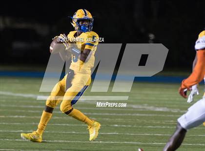 Thumbnail 3 in Northwestern vs Carol City photogallery.