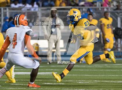 Thumbnail 2 in Northwestern vs Carol City photogallery.