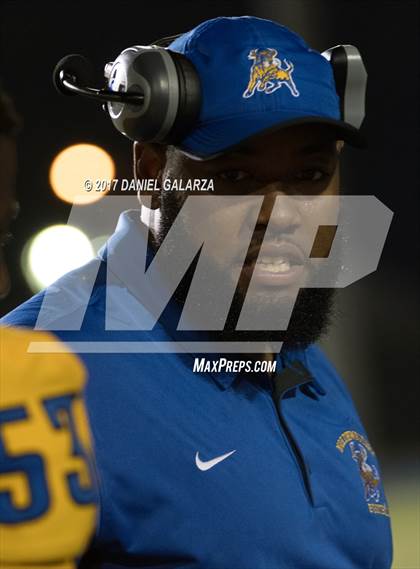 Thumbnail 2 in Northwestern vs Carol City photogallery.