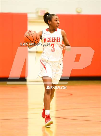 Thumbnail 1 in Opelousas Catholic @ McGehee (LHSAA Division III 1st Round Playoff) photogallery.