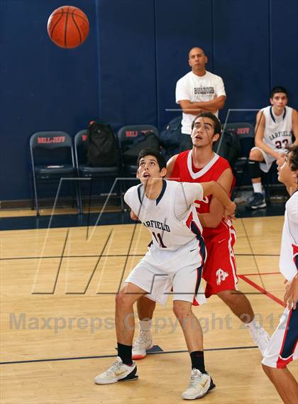 Thumbnail 1 in Garfield vs. Burroughs (Bell Jeff Holiday Classic) photogallery.