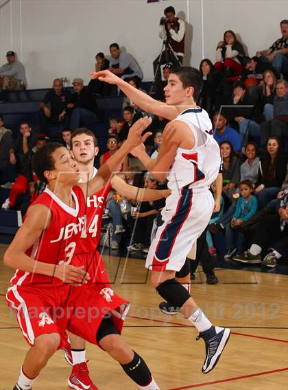 Thumbnail 3 in Garfield vs. Burroughs (Bell Jeff Holiday Classic) photogallery.