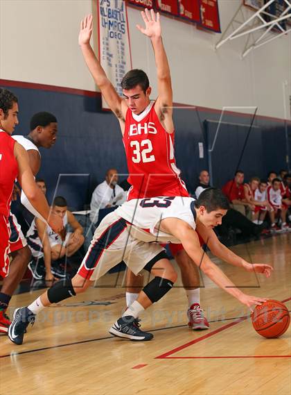 Thumbnail 1 in Garfield vs. Burroughs (Bell Jeff Holiday Classic) photogallery.