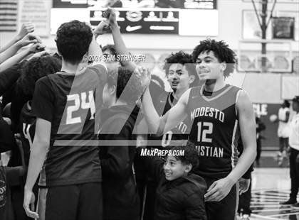 Thumbnail 1 in Modesto Christian @ De La Salle (CIF State NorCal Open Division First Round) photogallery.