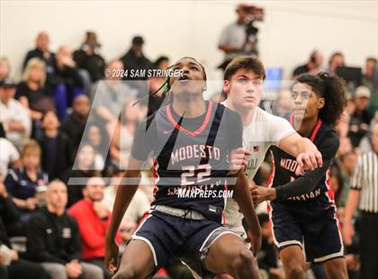 Thumbnail 1 in Modesto Christian @ De La Salle (CIF State NorCal Open Division First Round) photogallery.