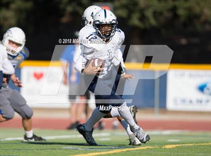 Thumbnail 2 in Agoura vs Saint Genanvive photogallery.