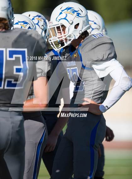 Thumbnail 3 in Agoura vs Saint Genanvive photogallery.