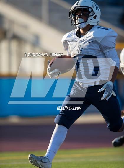 Thumbnail 3 in Agoura vs Saint Genanvive photogallery.