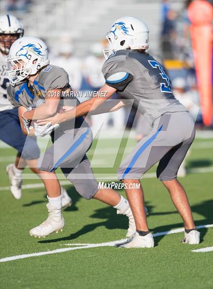 Thumbnail 2 in Agoura vs Saint Genanvive photogallery.