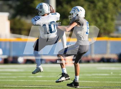 Thumbnail 1 in Agoura vs Saint Genanvive photogallery.