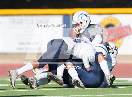 Thumbnail 1 in Agoura vs Saint Genanvive photogallery.