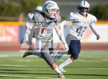 Thumbnail 1 in Agoura vs Saint Genanvive photogallery.