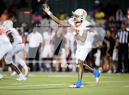 Thumbnail 1 in Bowie vs Keller photogallery.