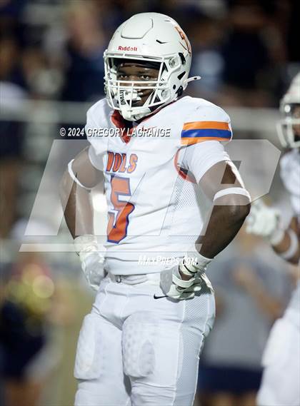 Thumbnail 1 in Bowie vs Keller photogallery.