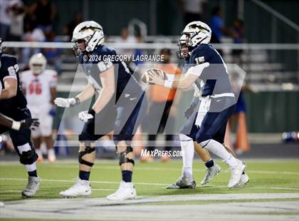 Thumbnail 3 in Bowie vs Keller photogallery.