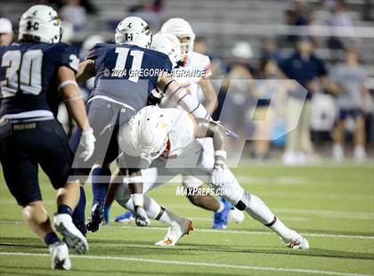 Thumbnail 1 in Bowie vs Keller photogallery.