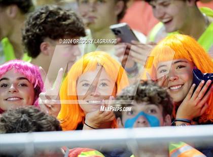Thumbnail 2 in Bowie vs Keller photogallery.