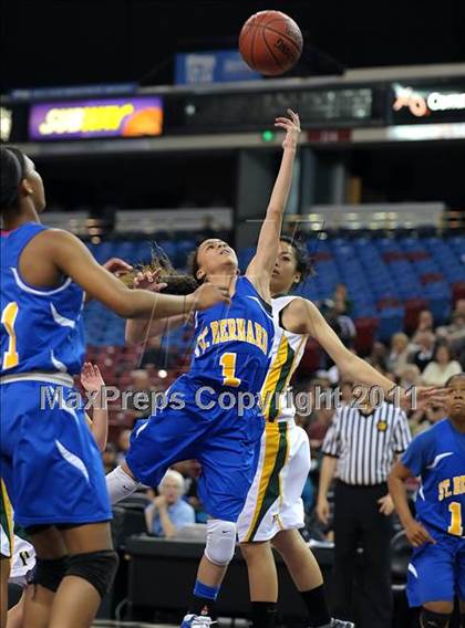 Thumbnail 3 in St. Bernard vs. Pinewood (CIF State D5 Final) photogallery.