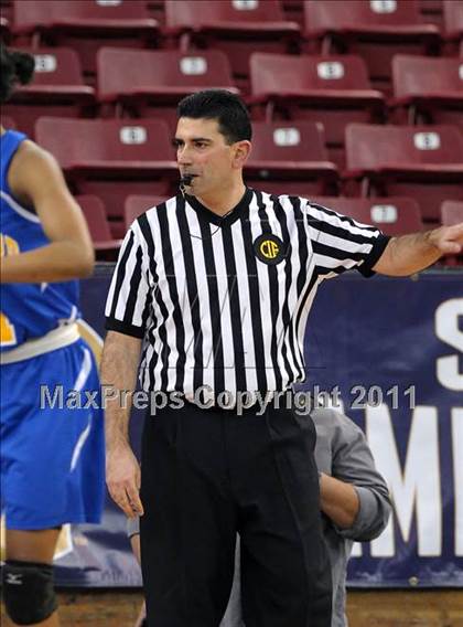 Thumbnail 1 in St. Bernard vs. Pinewood (CIF State D5 Final) photogallery.