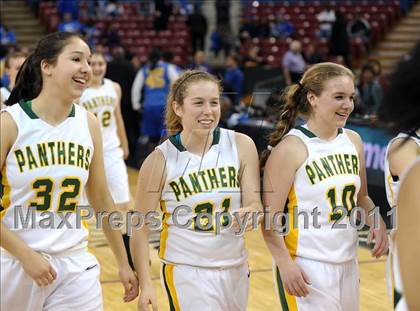 Thumbnail 1 in St. Bernard vs. Pinewood (CIF State D5 Final) photogallery.
