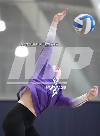Thumbnail 1 in Victoria West vs. Willis (Legends Invitational) photogallery.