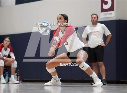 Thumbnail 1 in Victoria West vs. Willis (Legends Invitational) photogallery.