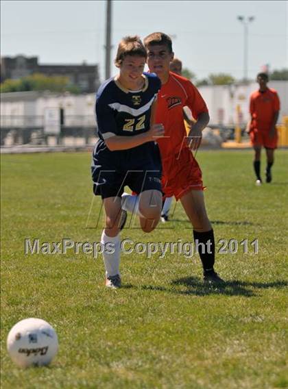 Thumbnail 2 in Mt. Vernon @ Teutopolis (Junior Varsity) photogallery.