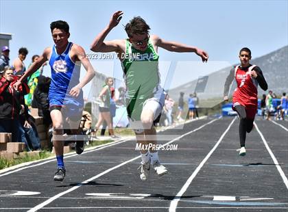 Thumbnail 3 in NMAA 2A District 5 Championships photogallery.
