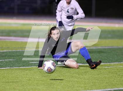 Thumbnail 2 in Athens vs. Gallia Academy (OHSAA D2 District Final) photogallery.