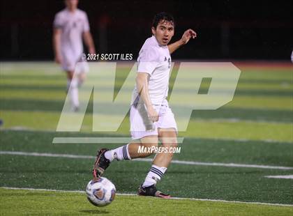 Thumbnail 2 in Athens vs. Gallia Academy (OHSAA D2 District Final) photogallery.