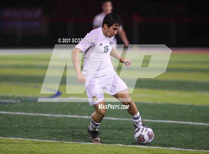 Thumbnail 1 in Athens vs. Gallia Academy (OHSAA D2 District Final) photogallery.