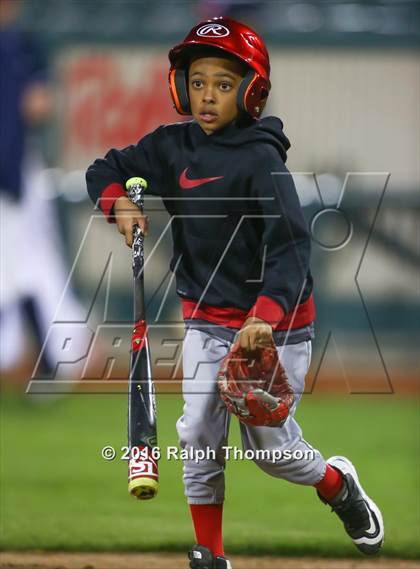 Thumbnail 2 in McClatchy vs. Pleasant Grove (@Raley field) photogallery.