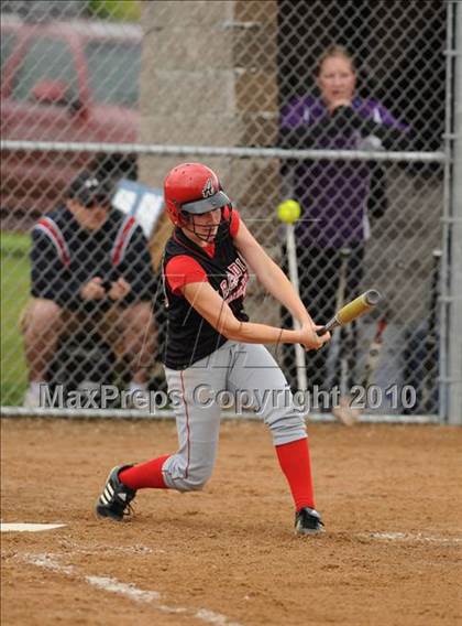 Thumbnail 2 in Grantsburg vs Arcadia (WIAA D3 Sectional Final) photogallery.