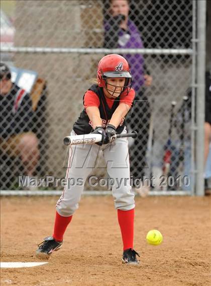 Thumbnail 2 in Grantsburg vs Arcadia (WIAA D3 Sectional Final) photogallery.