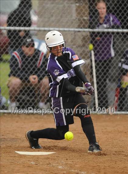 Thumbnail 3 in Grantsburg vs Arcadia (WIAA D3 Sectional Final) photogallery.