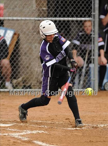 Thumbnail 2 in Grantsburg vs Arcadia (WIAA D3 Sectional Final) photogallery.