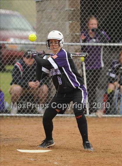 Thumbnail 2 in Grantsburg vs Arcadia (WIAA D3 Sectional Final) photogallery.