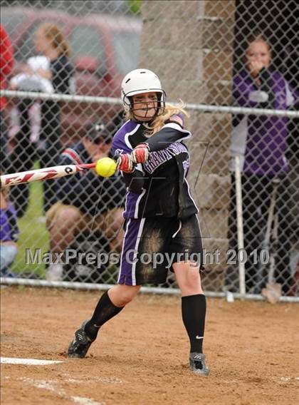 Thumbnail 2 in Grantsburg vs Arcadia (WIAA D3 Sectional Final) photogallery.