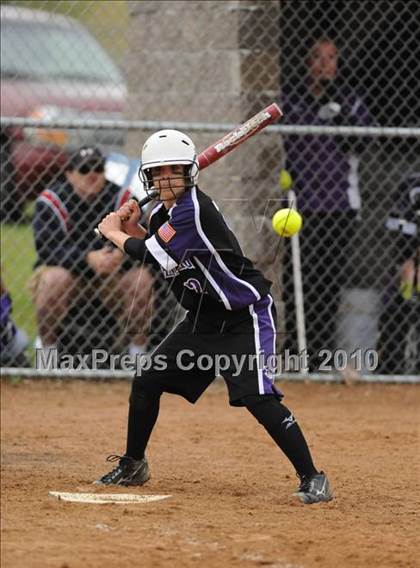 Thumbnail 1 in Grantsburg vs Arcadia (WIAA D3 Sectional Final) photogallery.