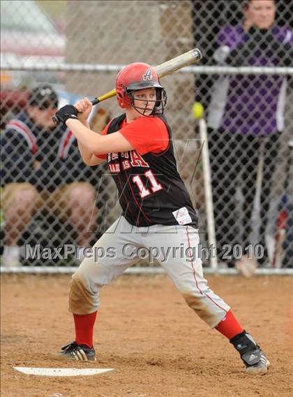 Thumbnail 1 in Grantsburg vs Arcadia (WIAA D3 Sectional Final) photogallery.