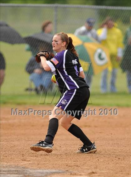Thumbnail 3 in Grantsburg vs Arcadia (WIAA D3 Sectional Final) photogallery.