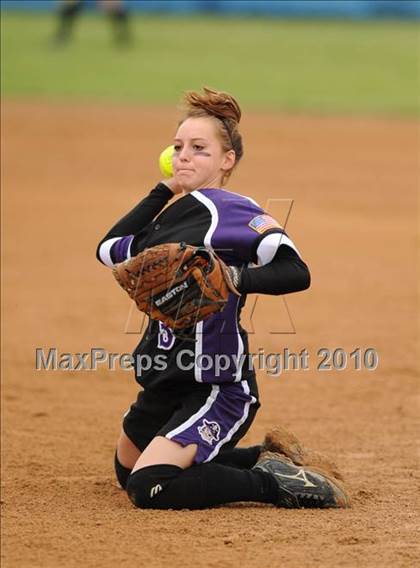 Thumbnail 1 in Grantsburg vs Arcadia (WIAA D3 Sectional Final) photogallery.