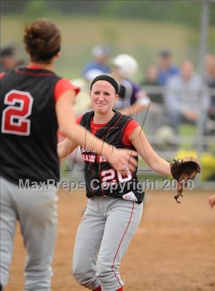 Thumbnail 3 in Grantsburg vs Arcadia (WIAA D3 Sectional Final) photogallery.