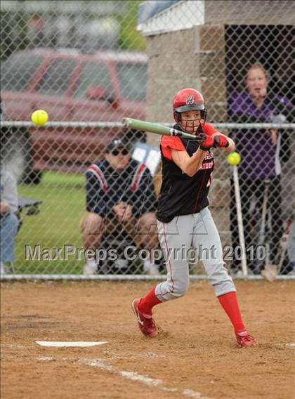 Thumbnail 2 in Grantsburg vs Arcadia (WIAA D3 Sectional Final) photogallery.